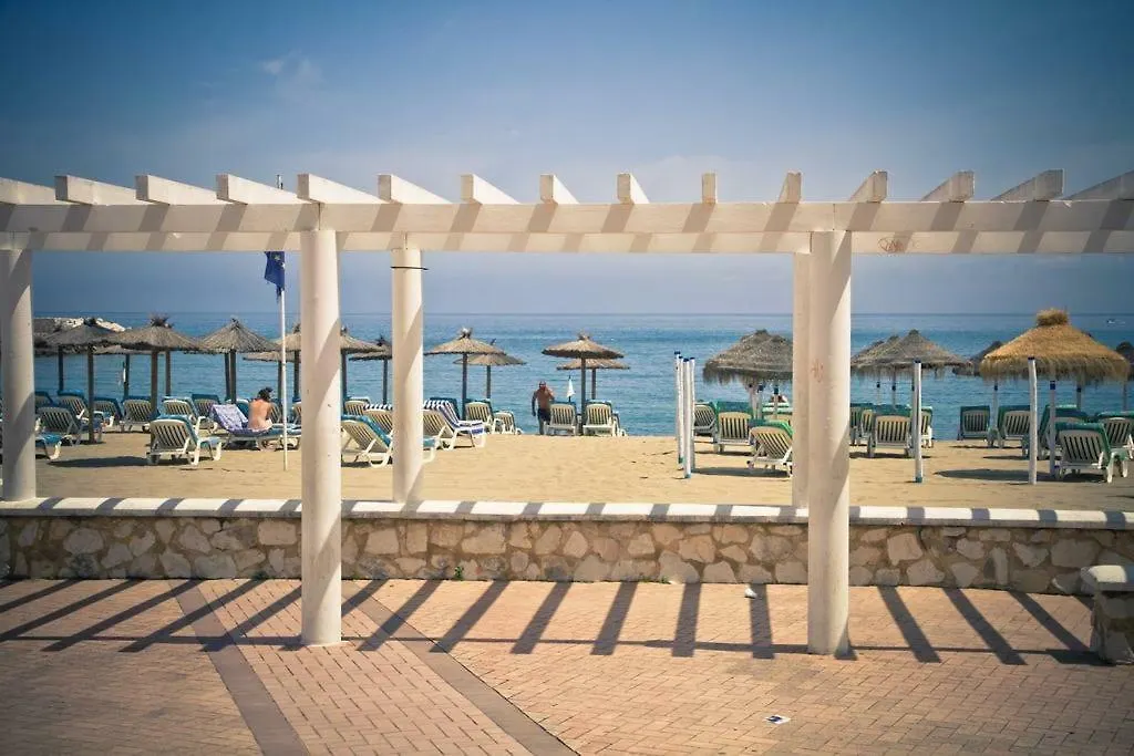 Fuengirola Central & Beach Apartment