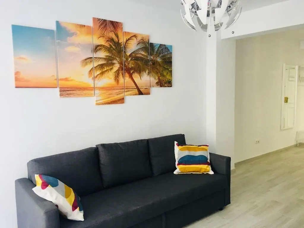 Fuengirola Central & Beach Apartment